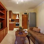 Dreambg Apartments In Santa Marina شقة فندقية سوزوبول