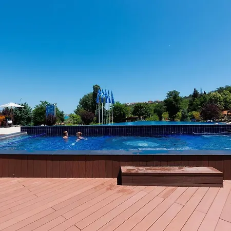 شقة فندقية Dreambg 3*