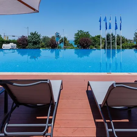 Dreambg In Santa Marina,