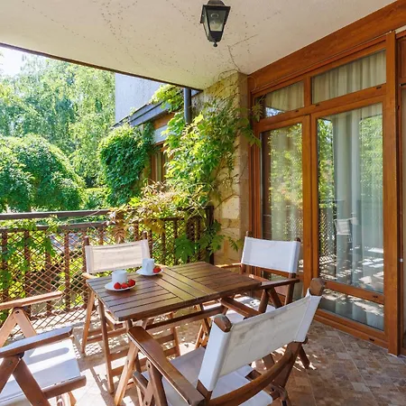 Ξενοδοχείο με διαμερίσματα Dreambg Apartments In Santa Marina