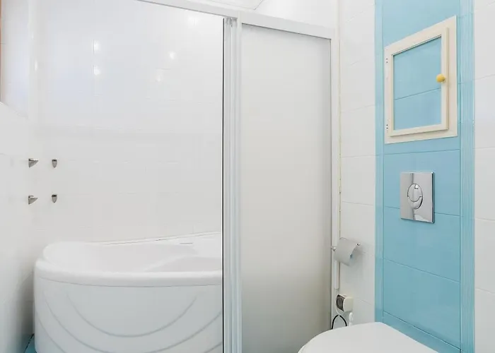 Ξενοδοχείο με διαμερίσματα Dreambg Apartments In Santa Marina 3*