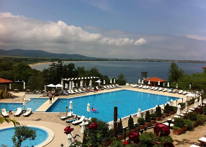Apartmanhotel Dreambg Apartments In Santa Marina